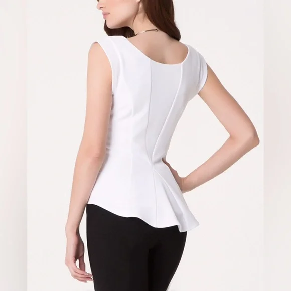 BEBE TOP Size L - Picture 2 of 4